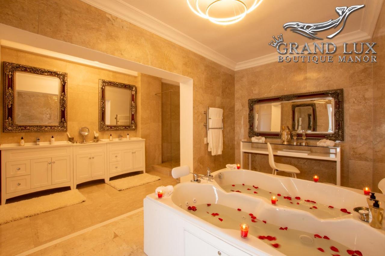 Grand Lux Boutique Manor Hotel Hermanus Buitenkant foto